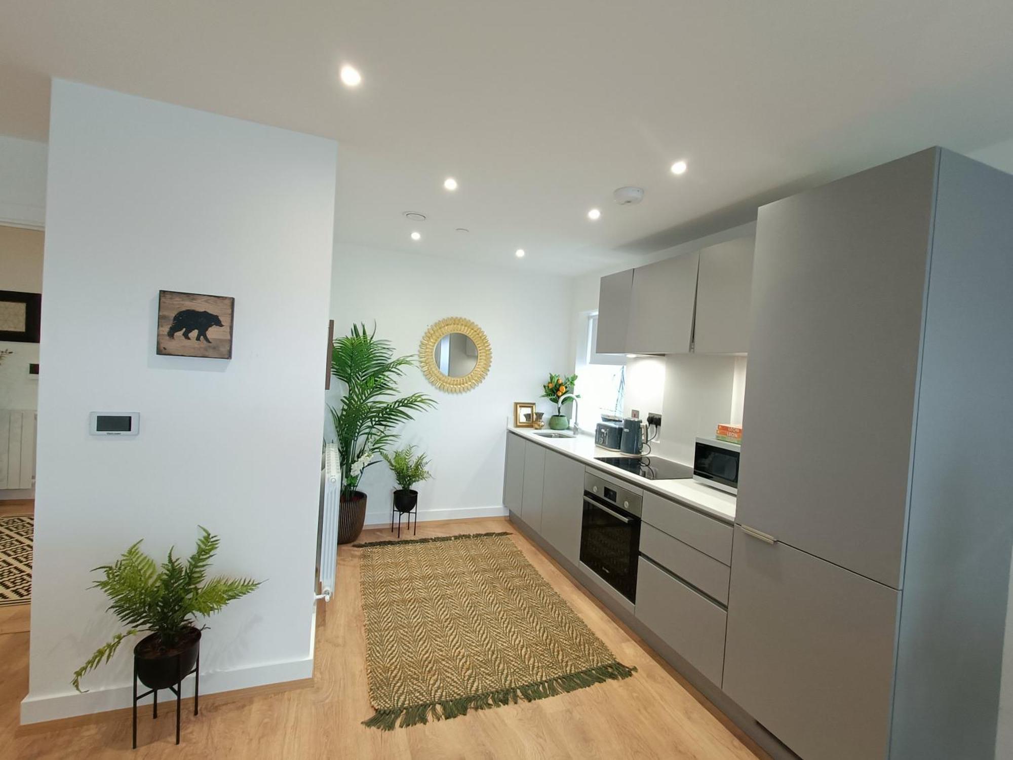 Snuggle Inn: Riverside Apartments with Thames Views London Exterior photo