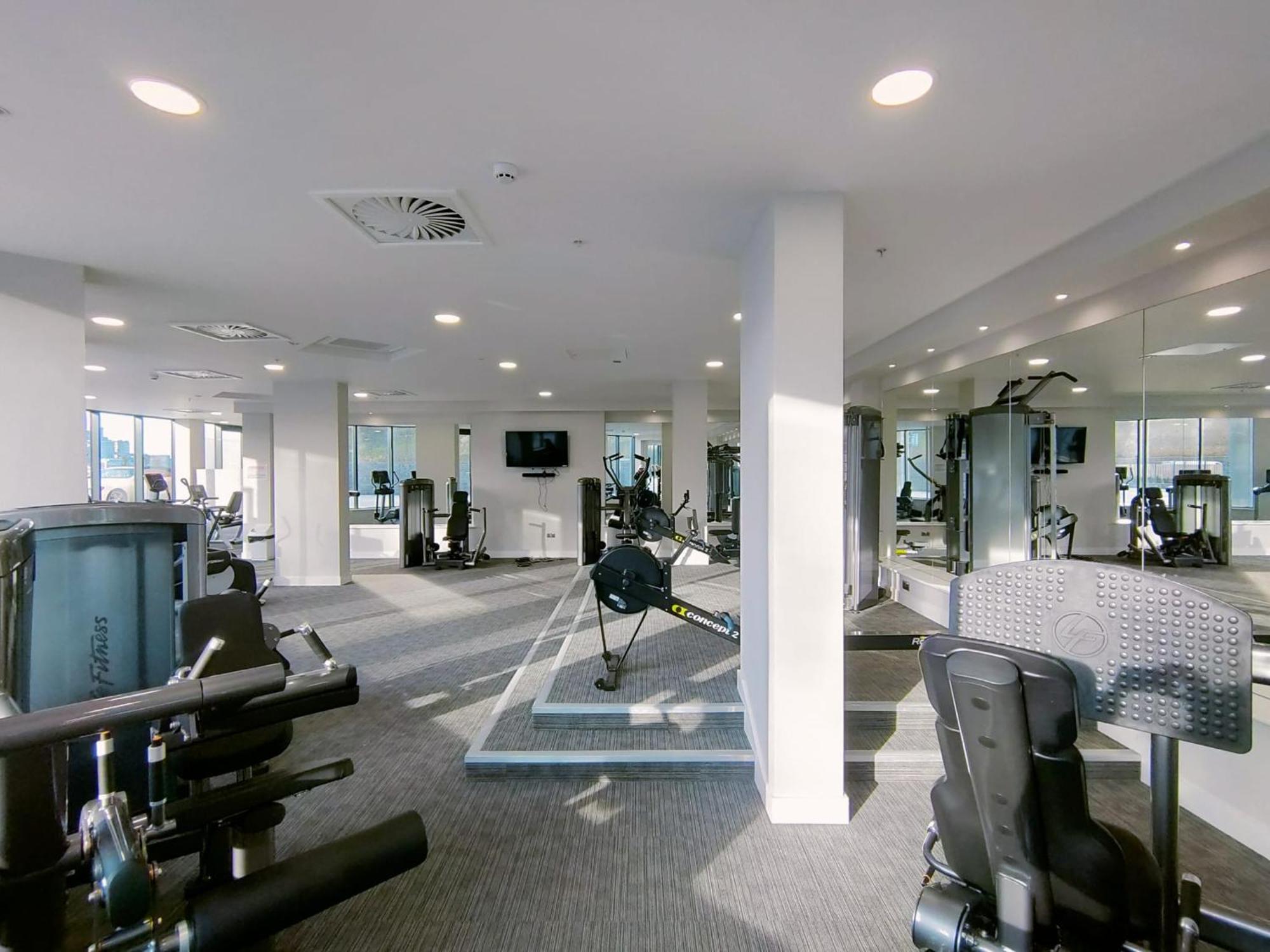 Snuggle Inn: Riverside Apartments with Thames Views London Exterior photo