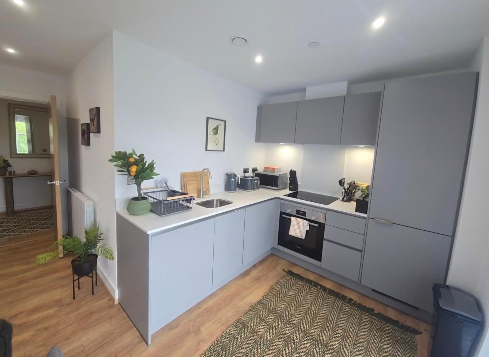 Snuggle Inn: Riverside Apartments with Thames Views London Exterior photo